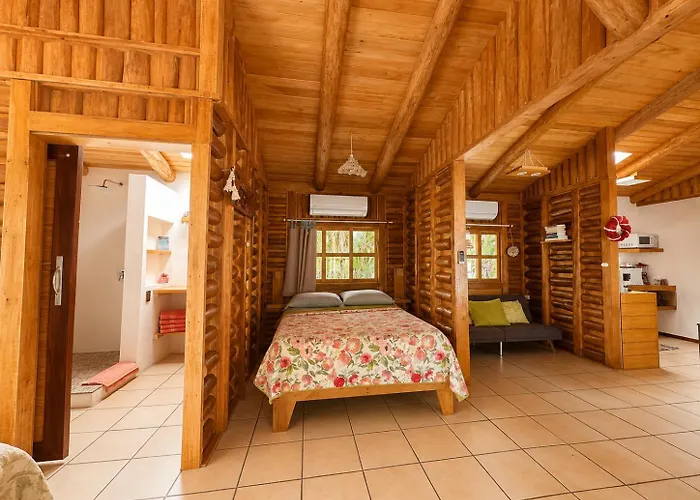 Lamaite Hotel Sámara